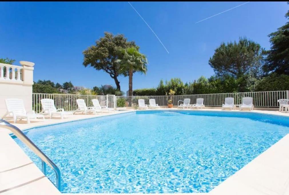 Residence De Luxe Sun Paradis, Studio Terrasse, Vue Mer Piscine Cannes Eksteriør billede